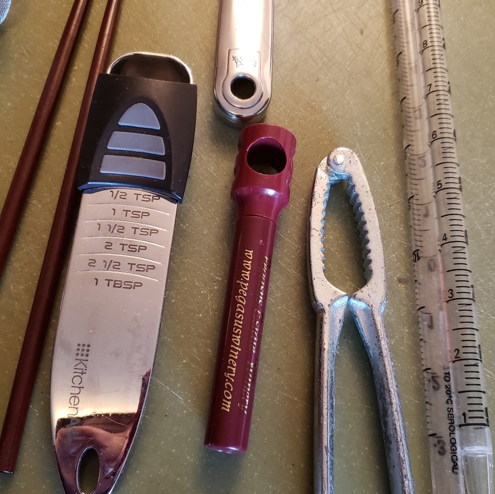 Kitchen tools - Picture 2 of 4